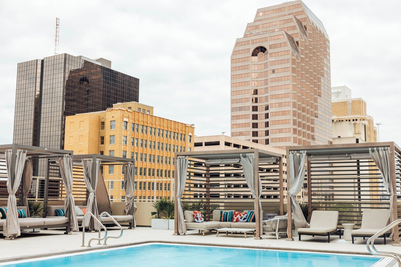 InterContinental San Antonio Riverwalk by IHG, the pool