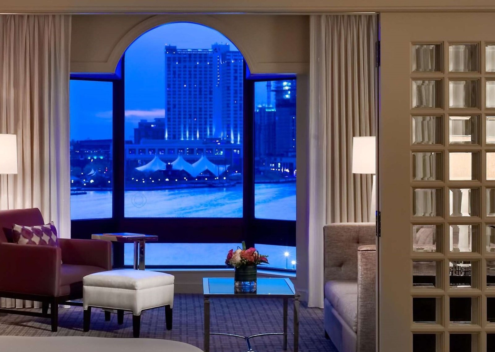 The Royal Sonesta Harbor Court Baltimore, rooms