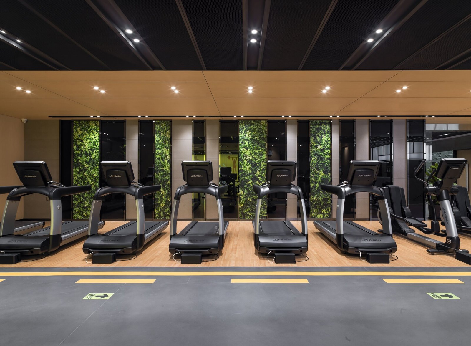 The Westin Shenyang, the gym and courts