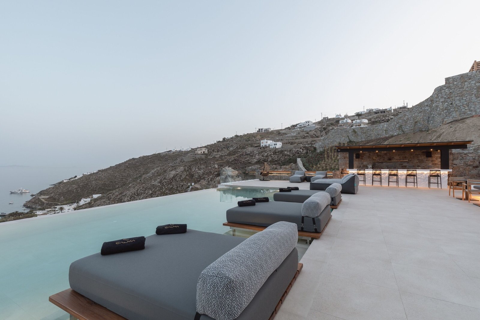 Calma Suites Mykonos, the pool