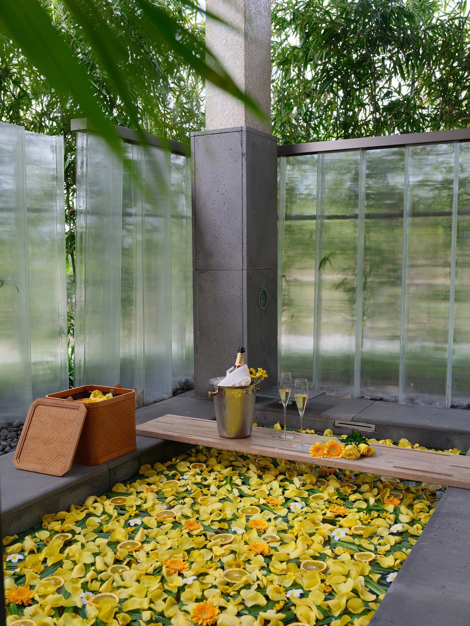Amber Pure Hill Hotel & Resort Jeju, the spa