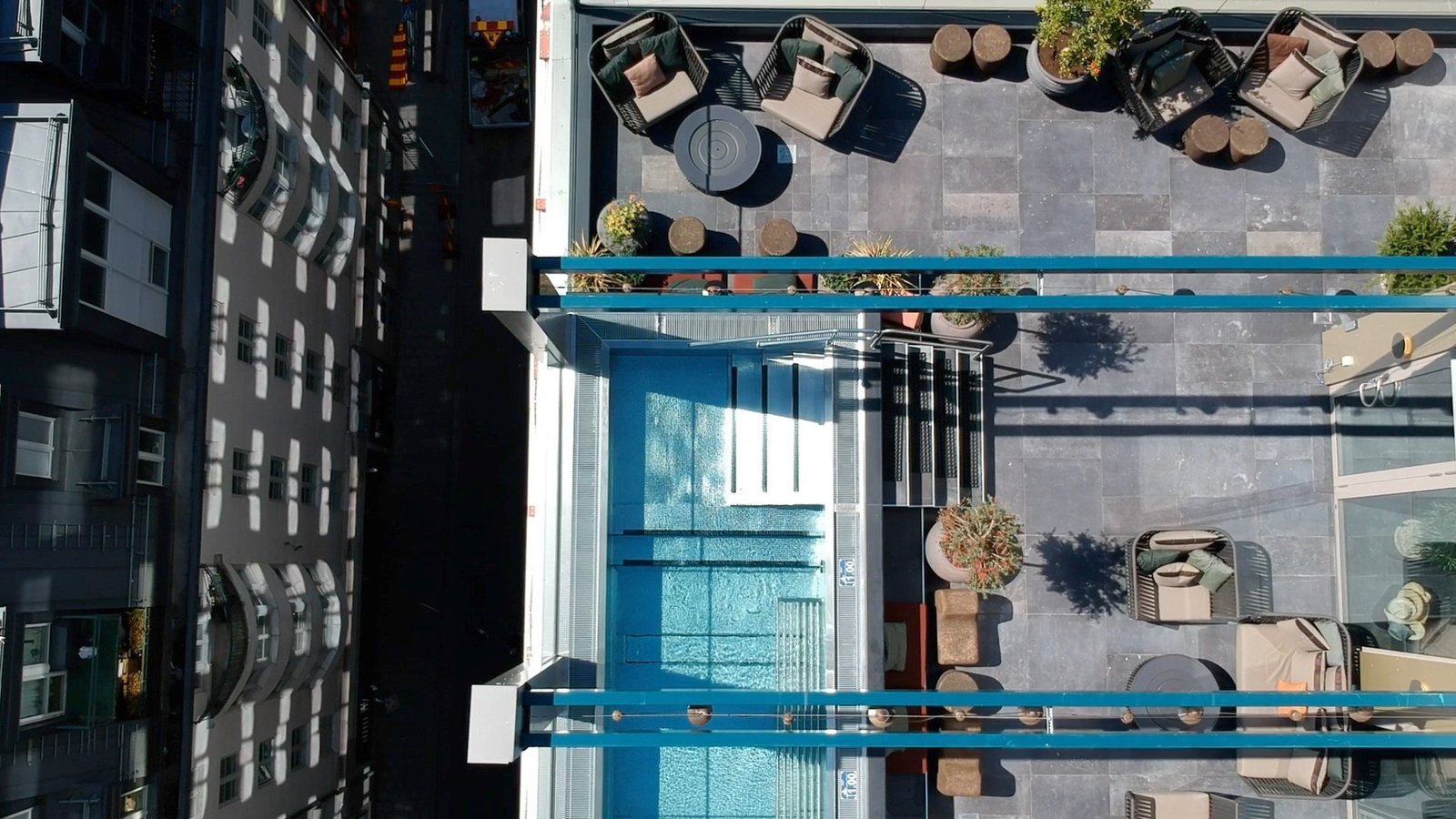 Downtown Camper, the pool