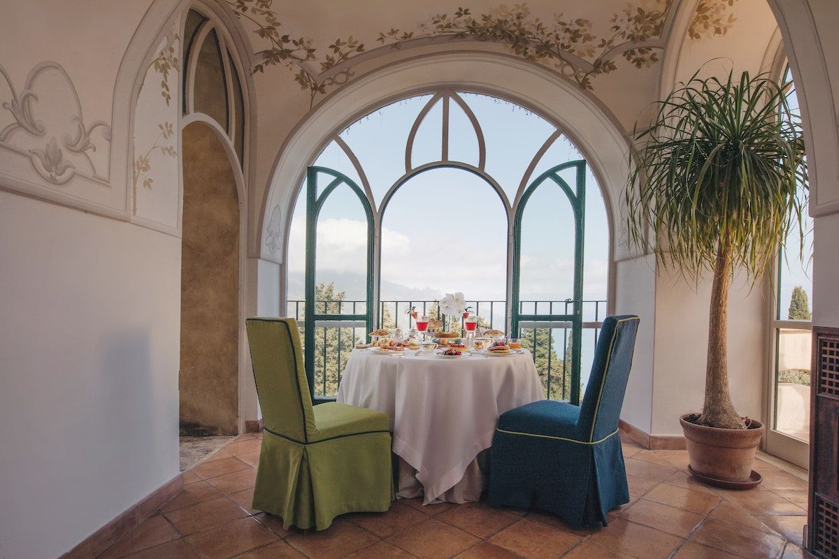 Villa Cimbrone, at the table