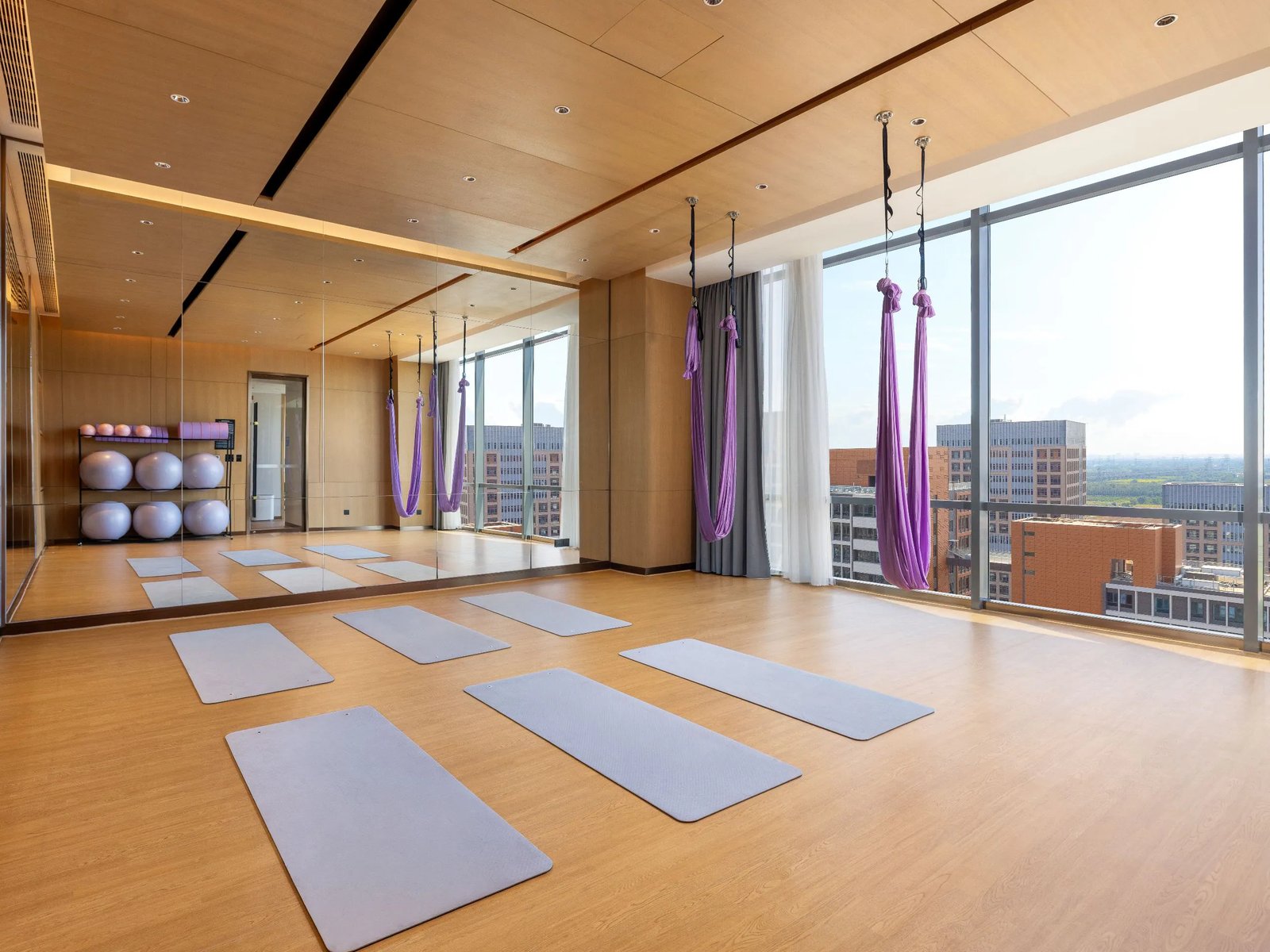The Perennial Tianjin, A JdV by Hyatt Hotel, the studio and gym