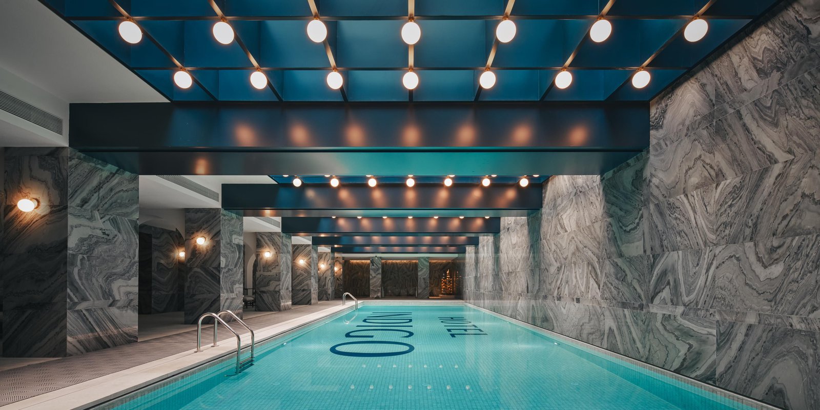 Hotel Indigo Wuxi Qingming Bridge By Ihg, the pool