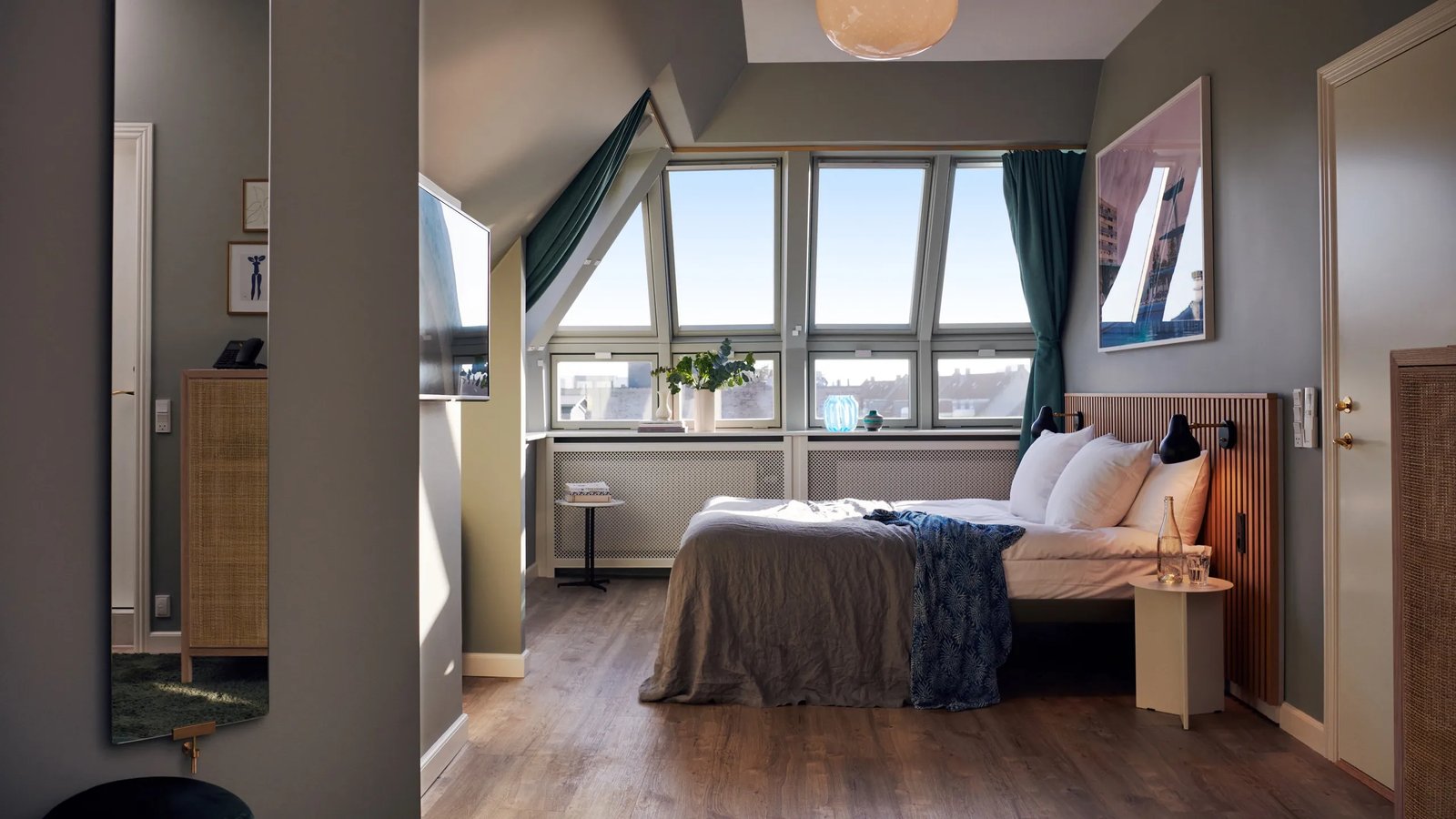 Coco Hotel — rooms