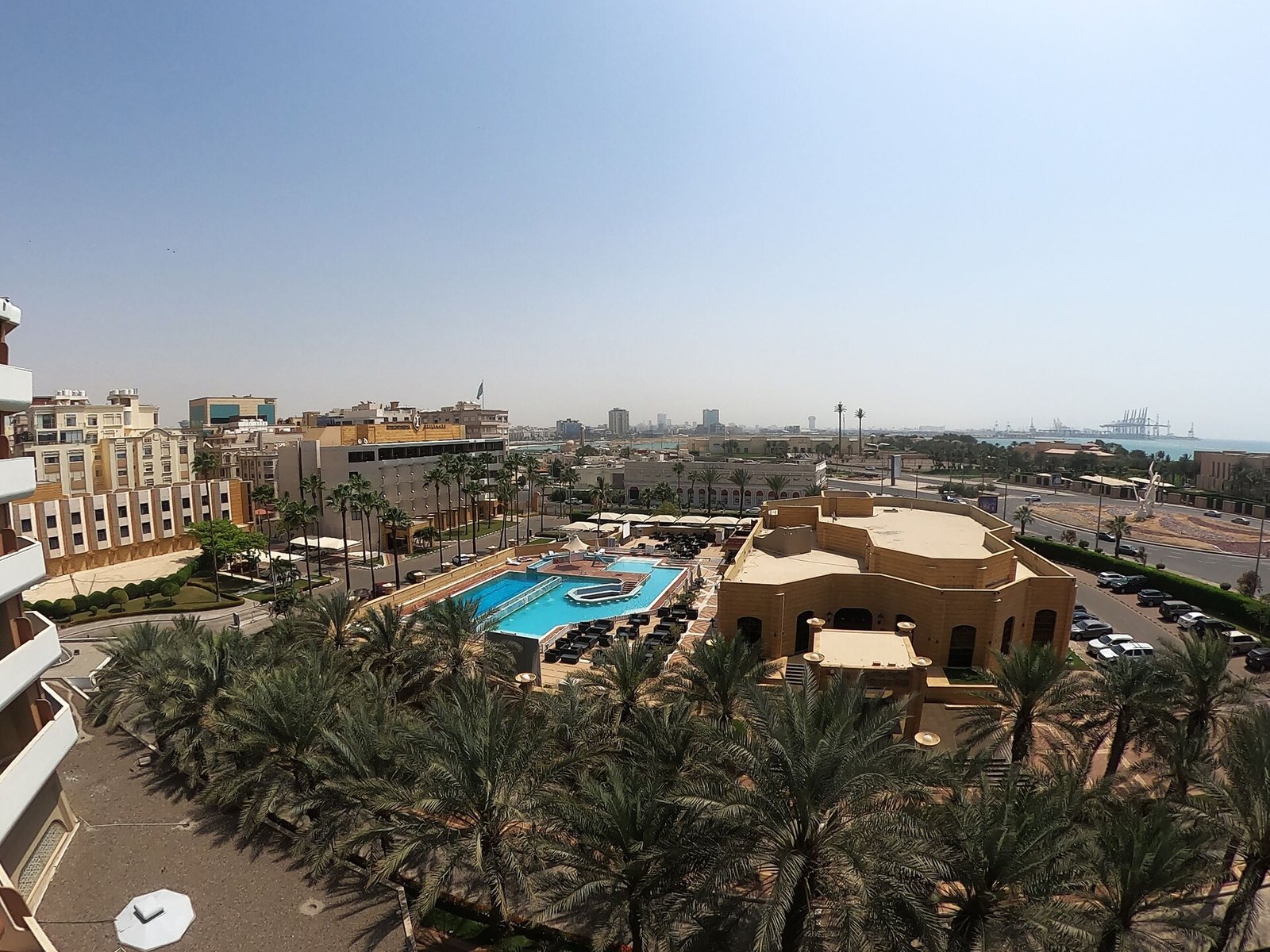 InterContinental Jeddah by IHG, the pool