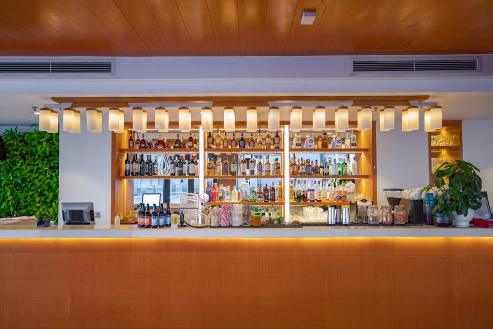 TMS Hotel Da Nang Beach — eat & drink