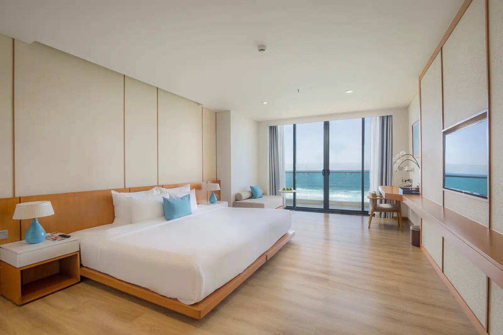 TMS Hotel Da Nang Beach — rooms