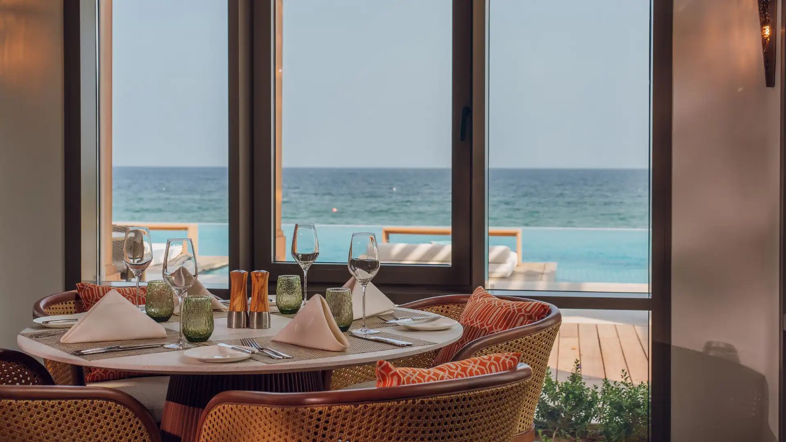 Naäma Beach Villas & Spa, aseelah restaurant