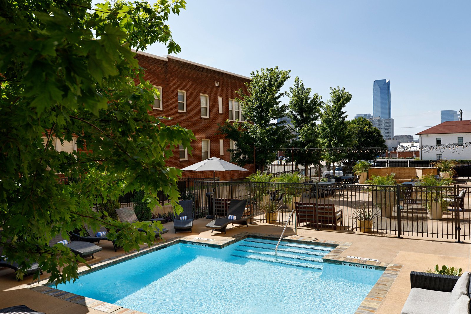 Ambassador Hotel Oklahoma City, Autograph Collection, the pool