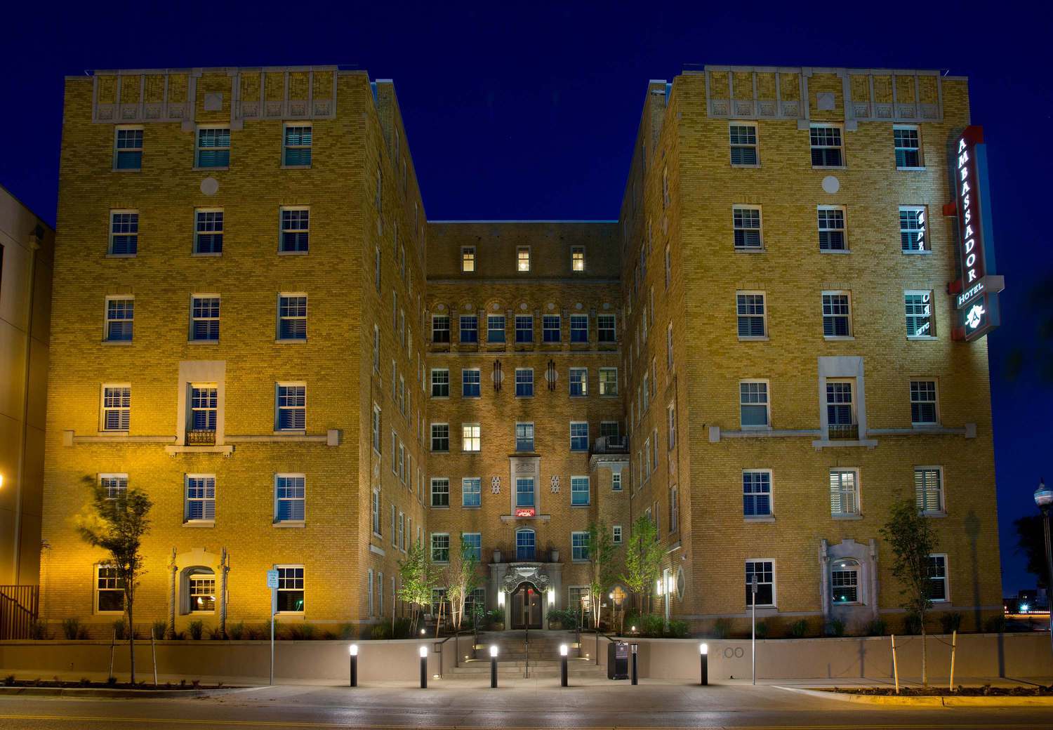 Ambassador Hotel Oklahoma City, Autograph Collection, how it began