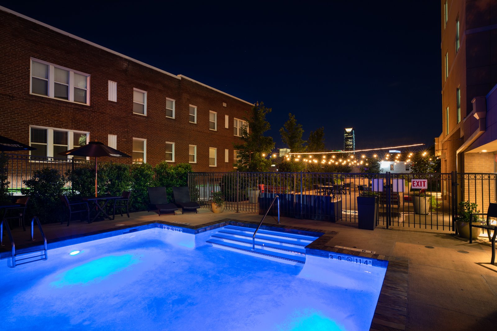 Ambassador Hotel Oklahoma City, Autograph Collection, the pool