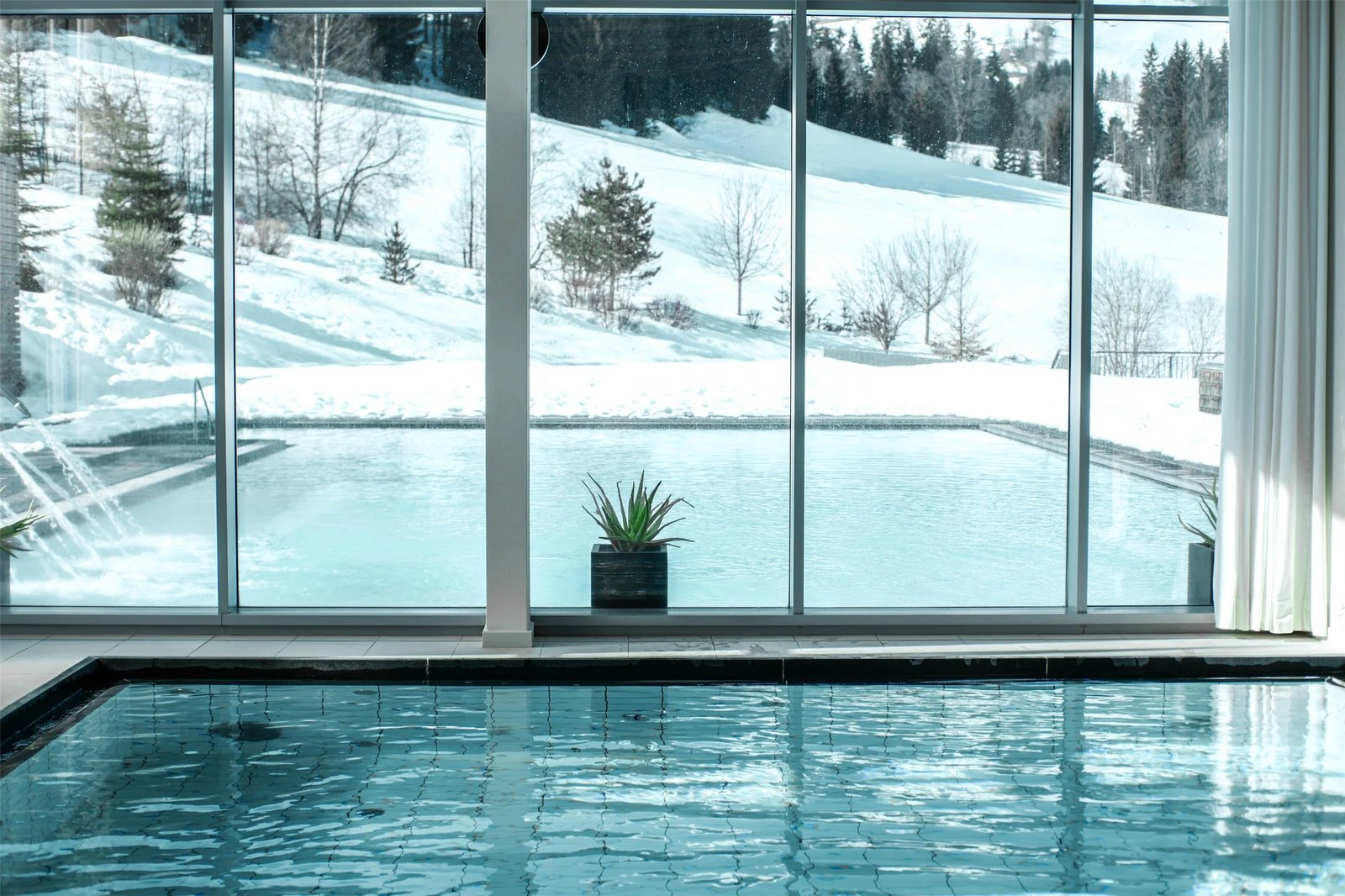 Kempinski Hotel Das Tirol, the pool