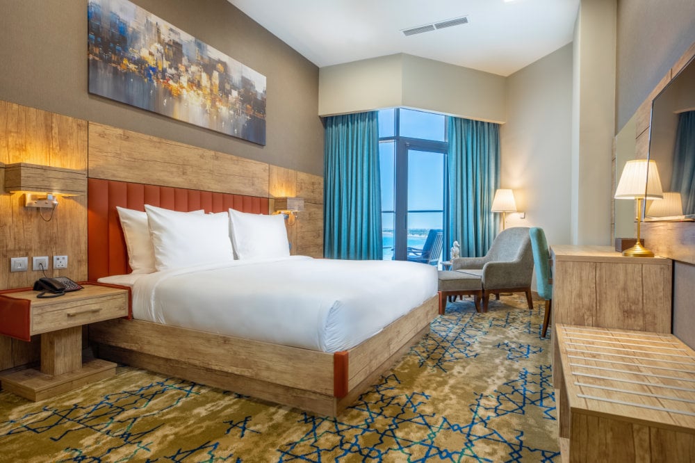 Waves Hotel