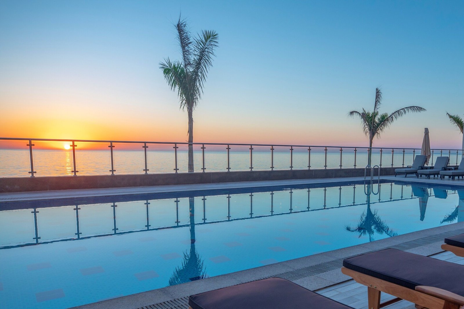 Waves Hotel