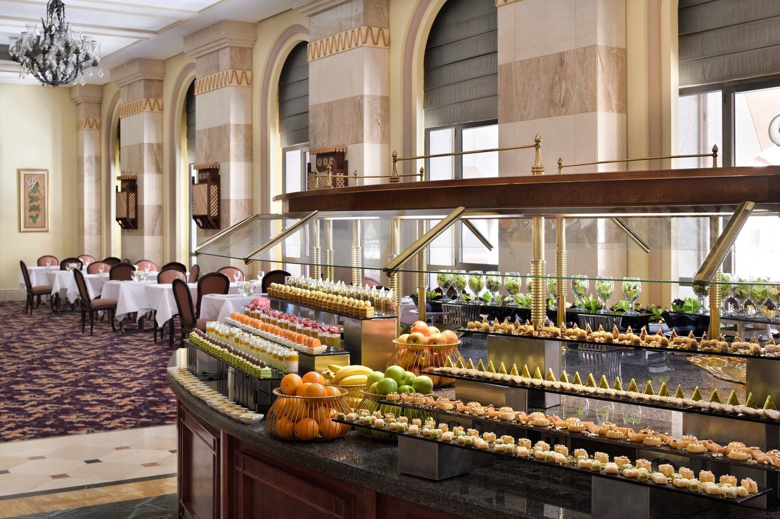 InterContinental Dar al Iman Madinah by IHG, rotana restaurant