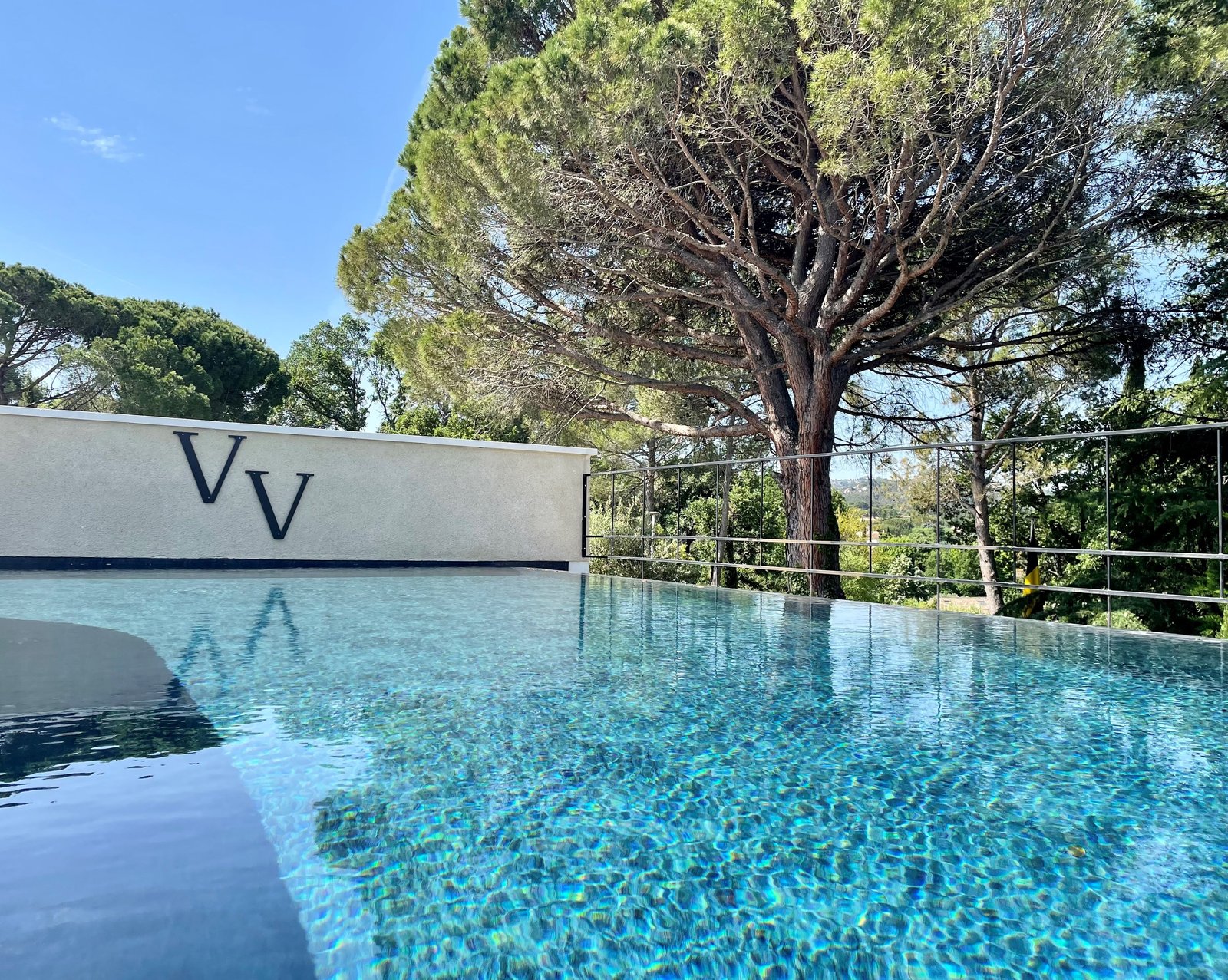 Le Vallon de Valrugues Hotel Spa & Villas, the pool