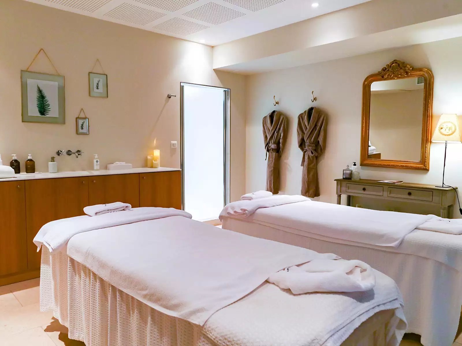 Le Vallon de Valrugues Hotel Spa & Villas, the spa