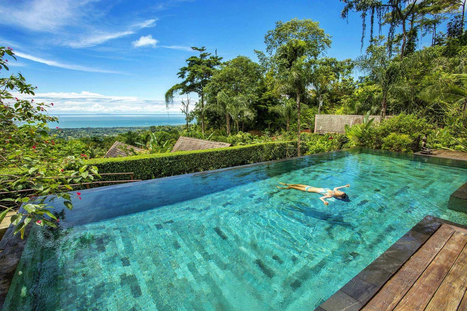 Oxygen, the pool