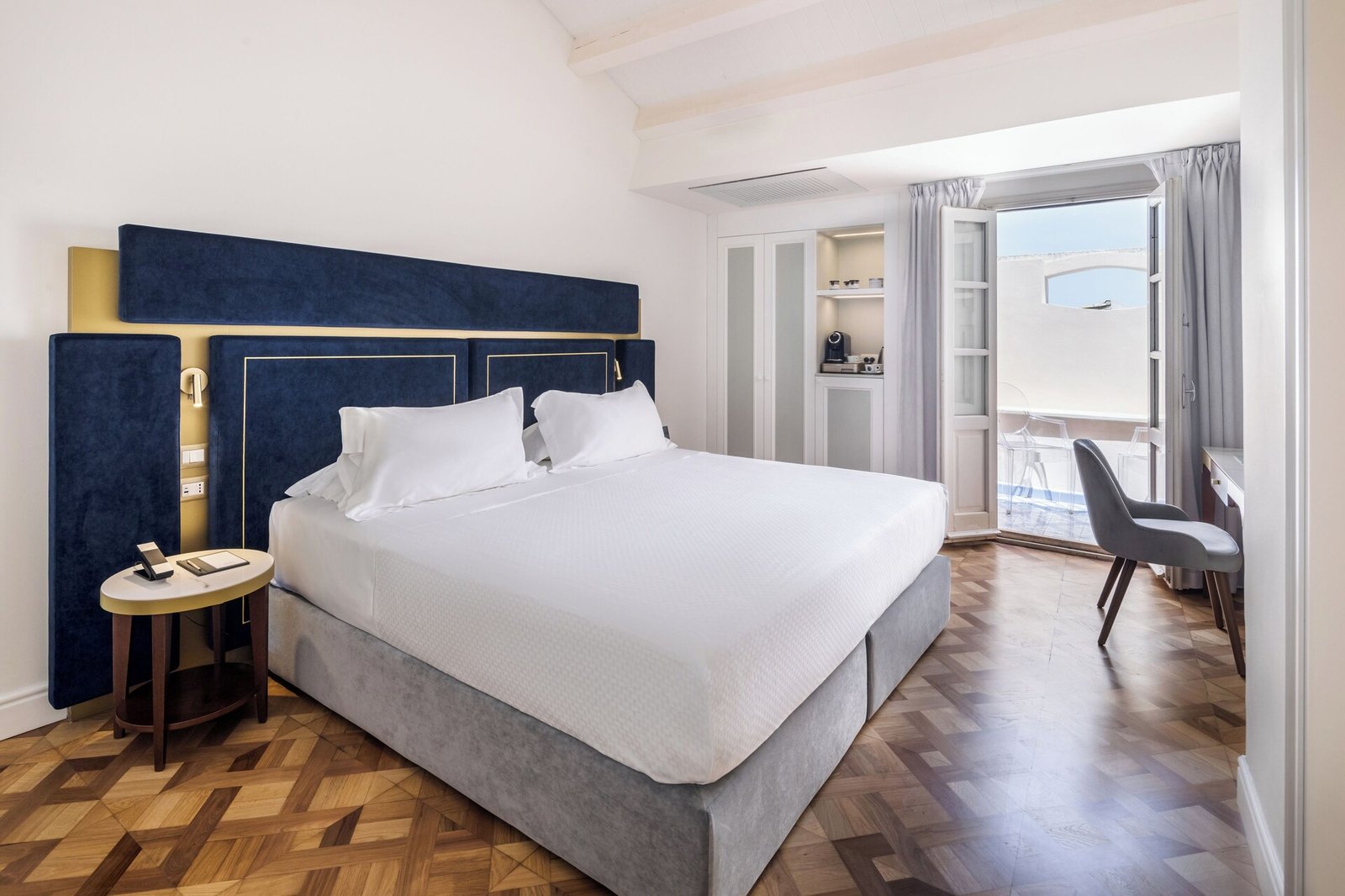 Palazzo Artemide, rooms