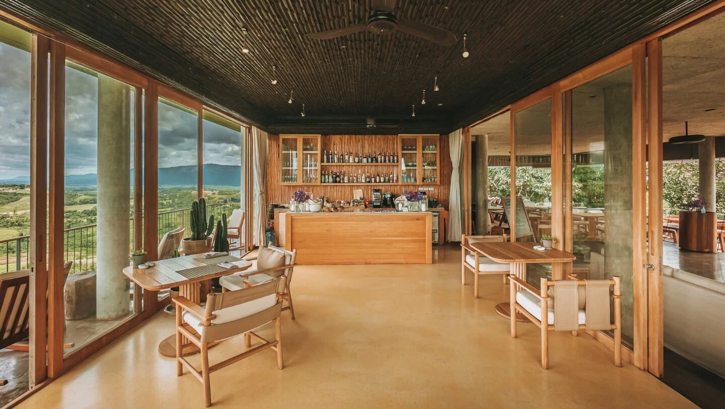 Sala Khaoyai Hotel, sala hilltop restaurant