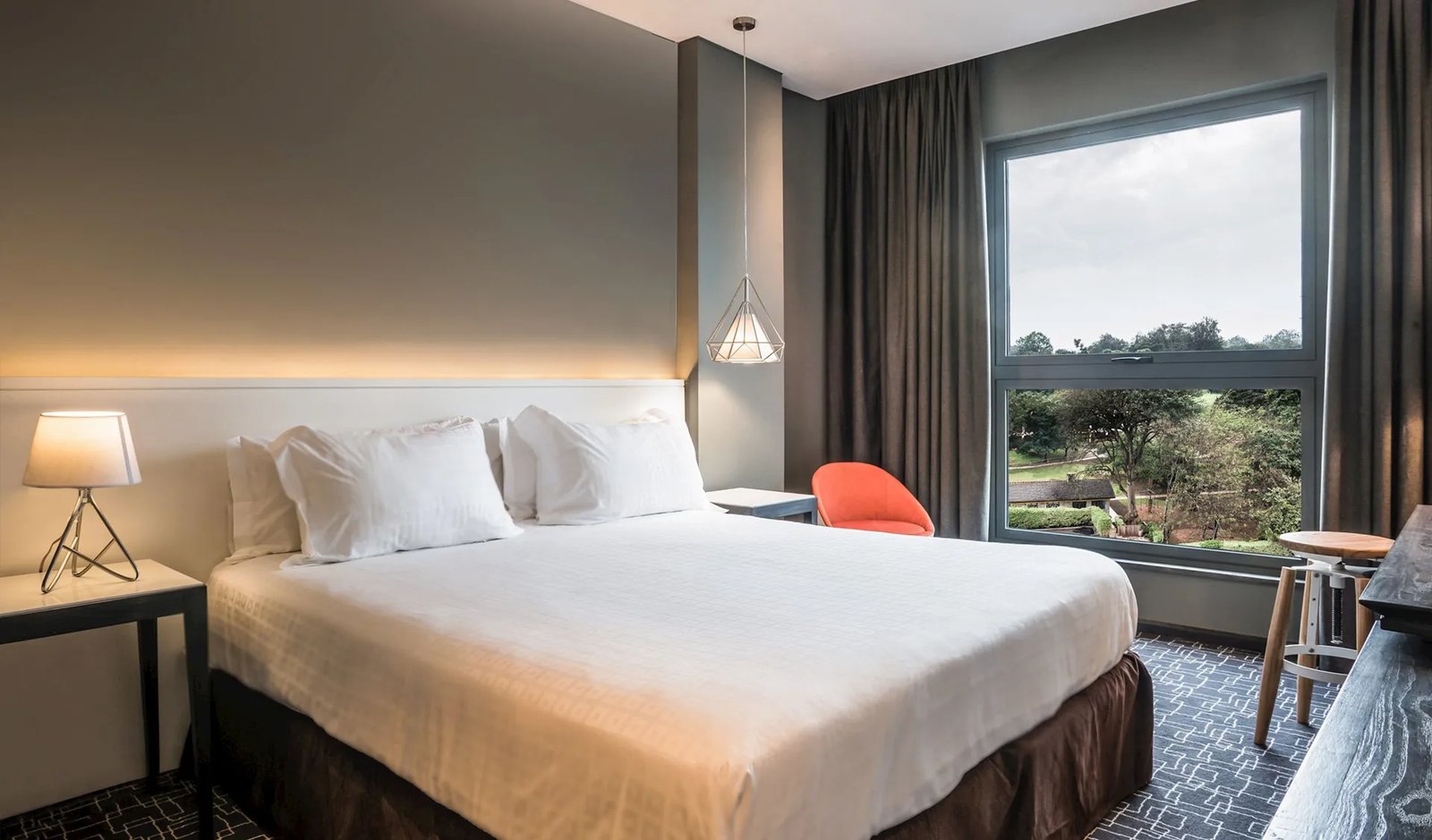 Trademark Hotel, rooms