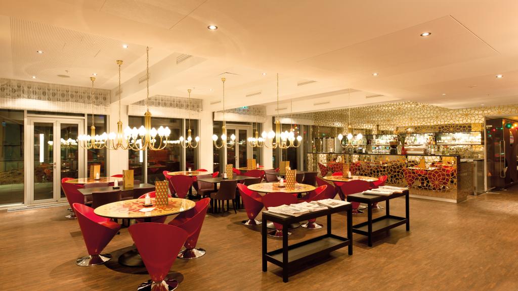 Tivoli Hotel & Congress Center — eat & drink