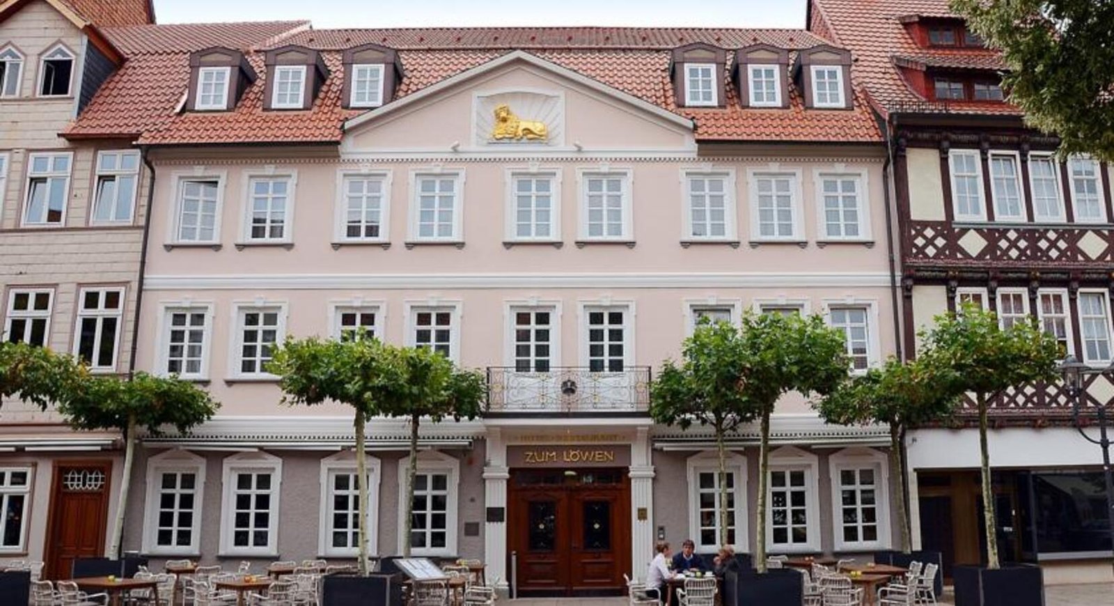 Hotel Zum Löwen, how it began