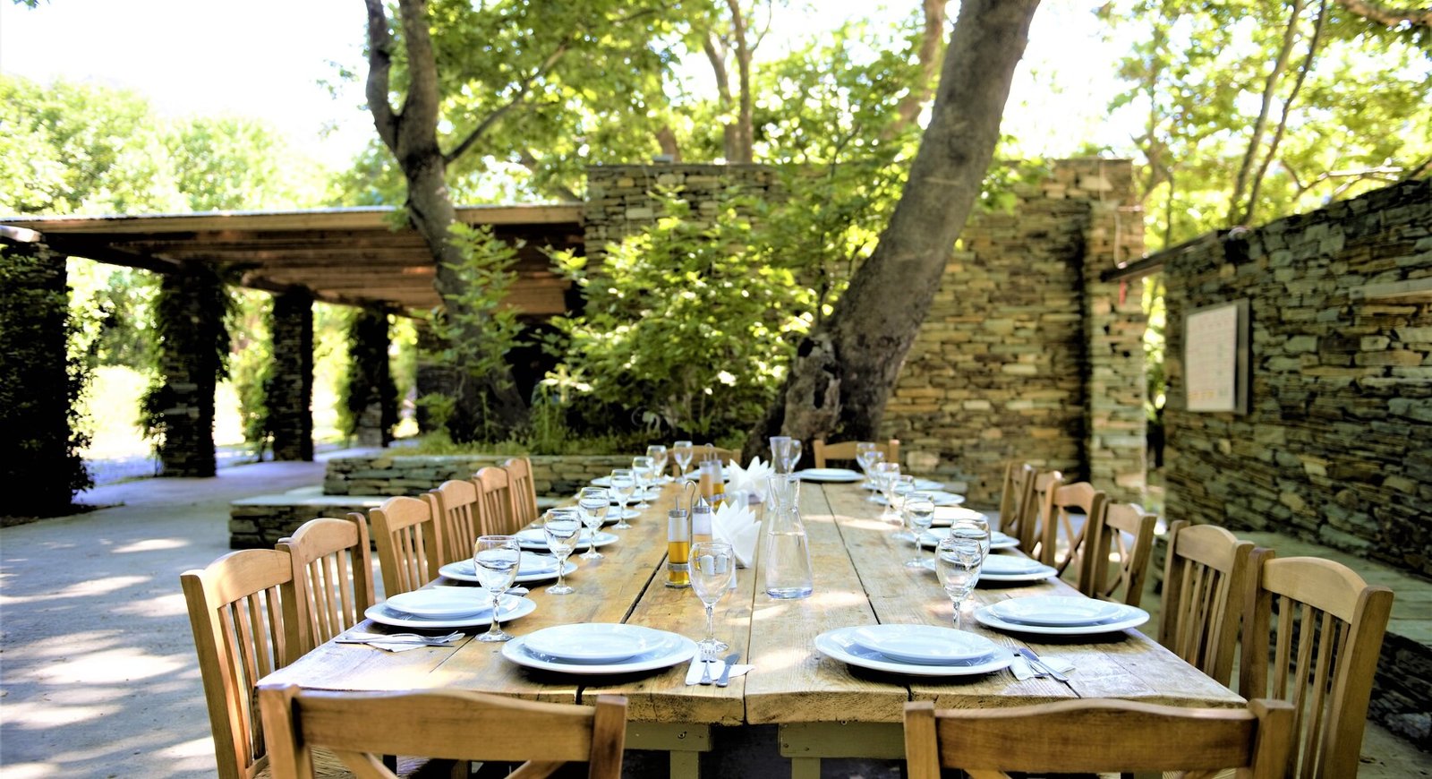 Onar Andros, onar restaurant