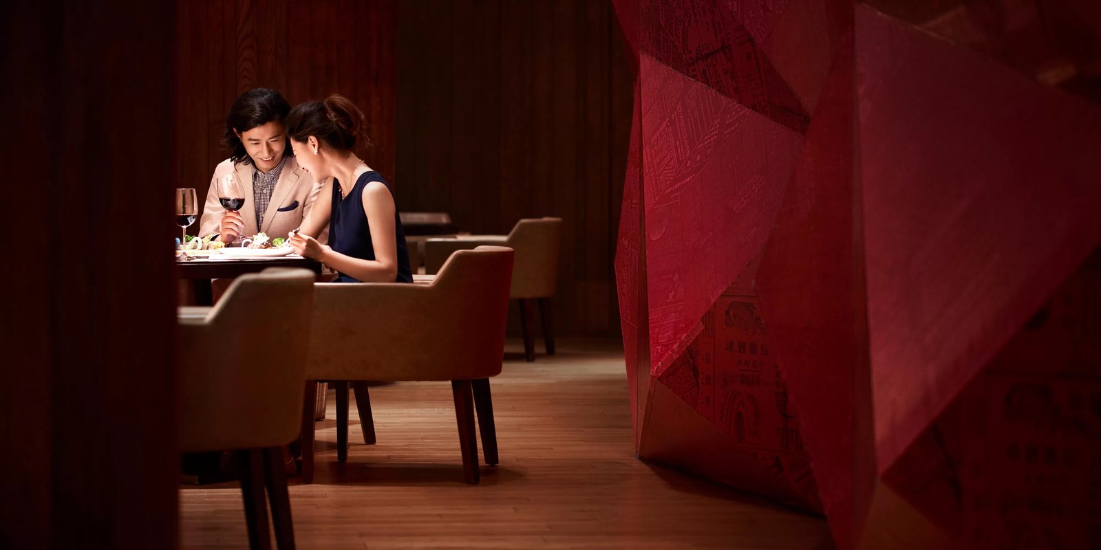 Hotel Indigo, at the table