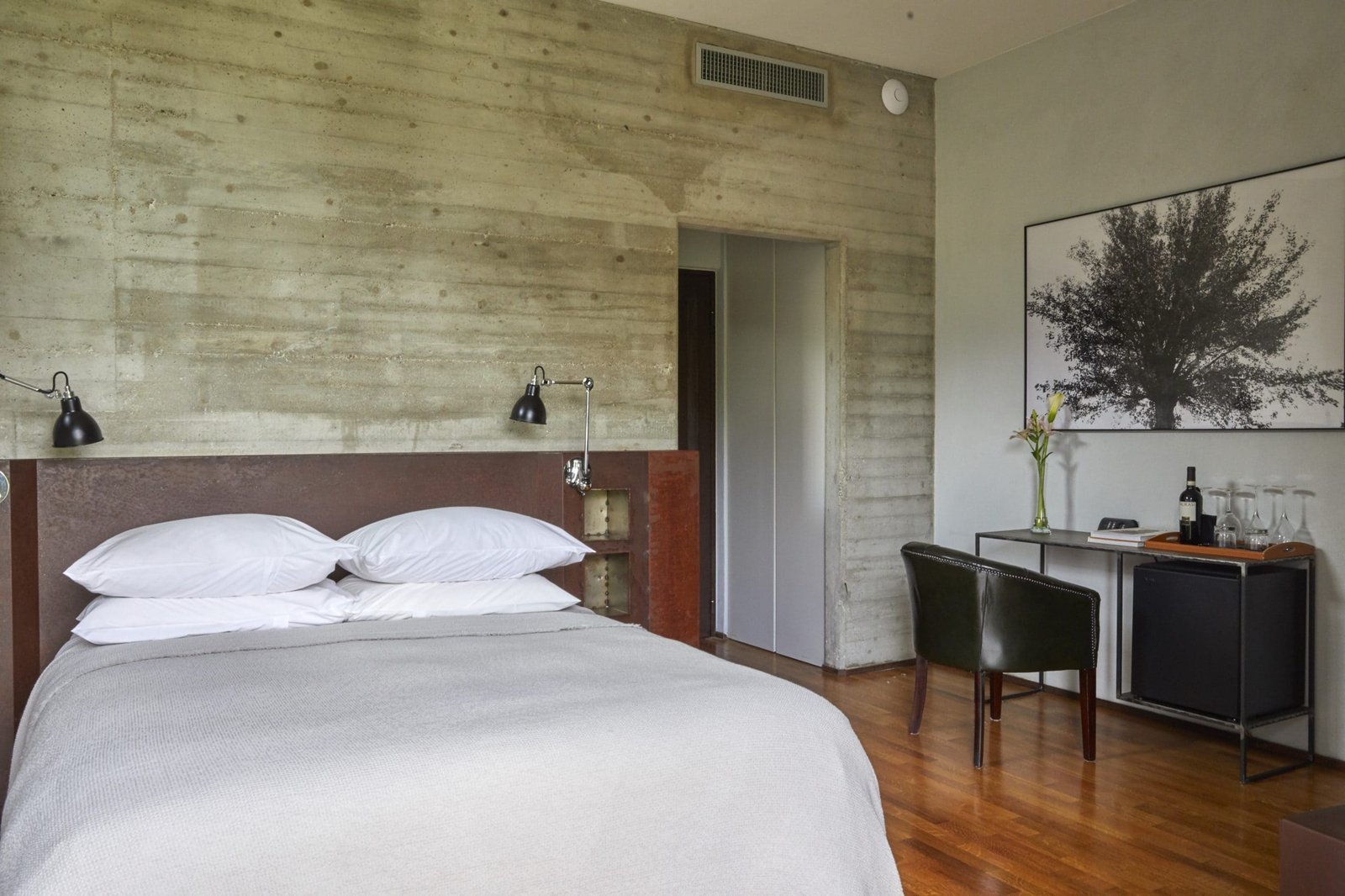 Feudi di San Gregorio, rooms