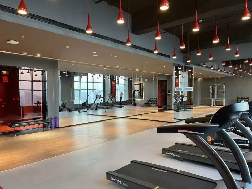 Gongbei Port Radisson Hotel, the gym