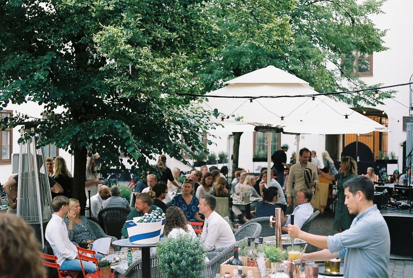 NOFO Hotel, cobblestone courtyard garden