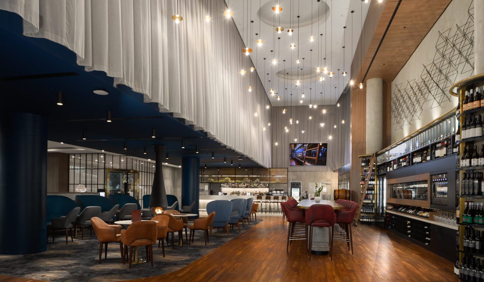 Oval Hotel, bespoke wine bar & kitchen
