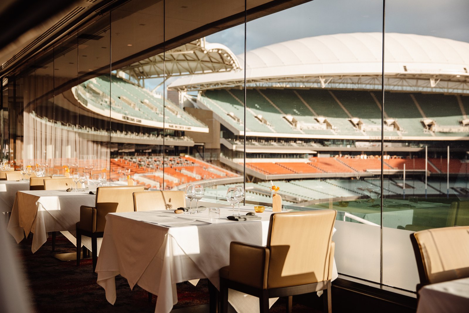 Oval Hotel, bespoke wine bar & kitchen