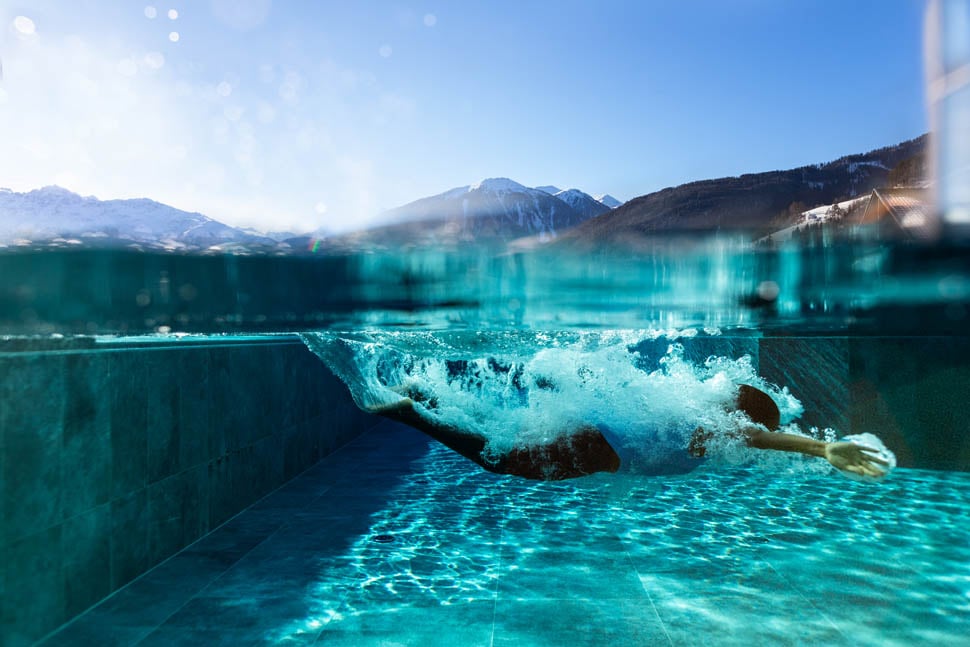 Hotel Weißes Kreuz, the pool