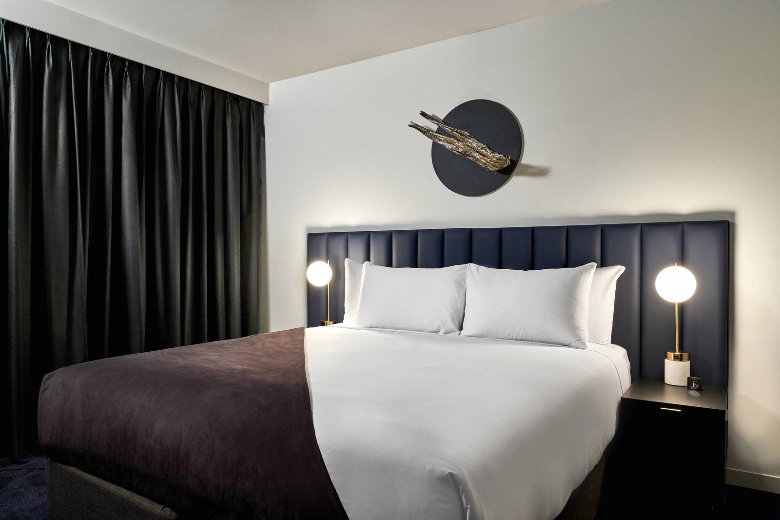 Midnight Hotel, Autograph Collection, rooms