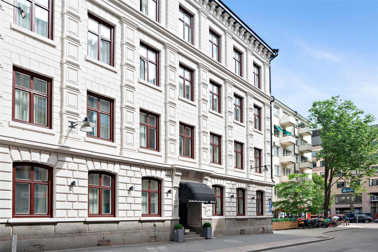 Hotel Kung Carl — backstory