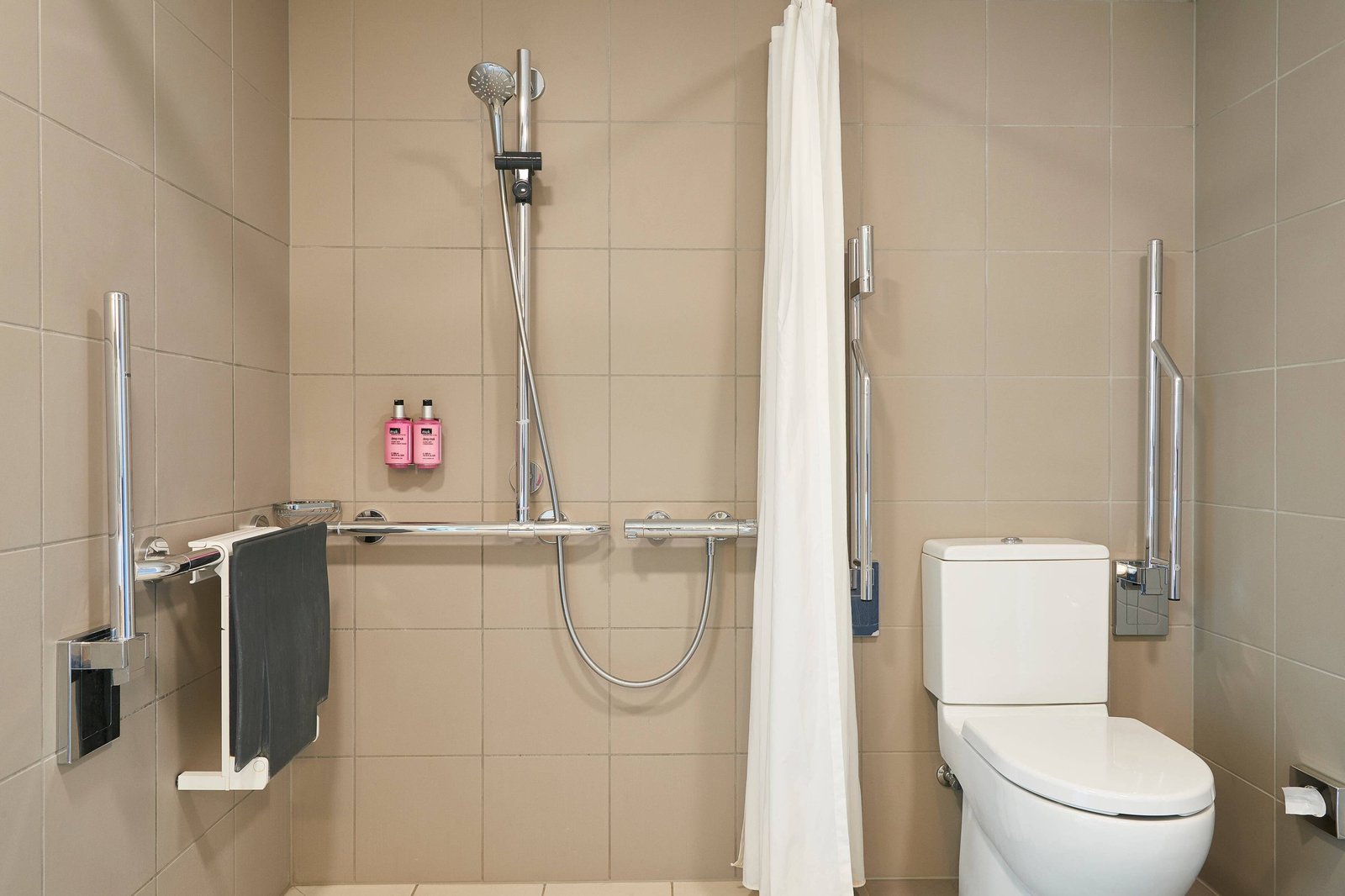 Moxy Frankfurt Airport