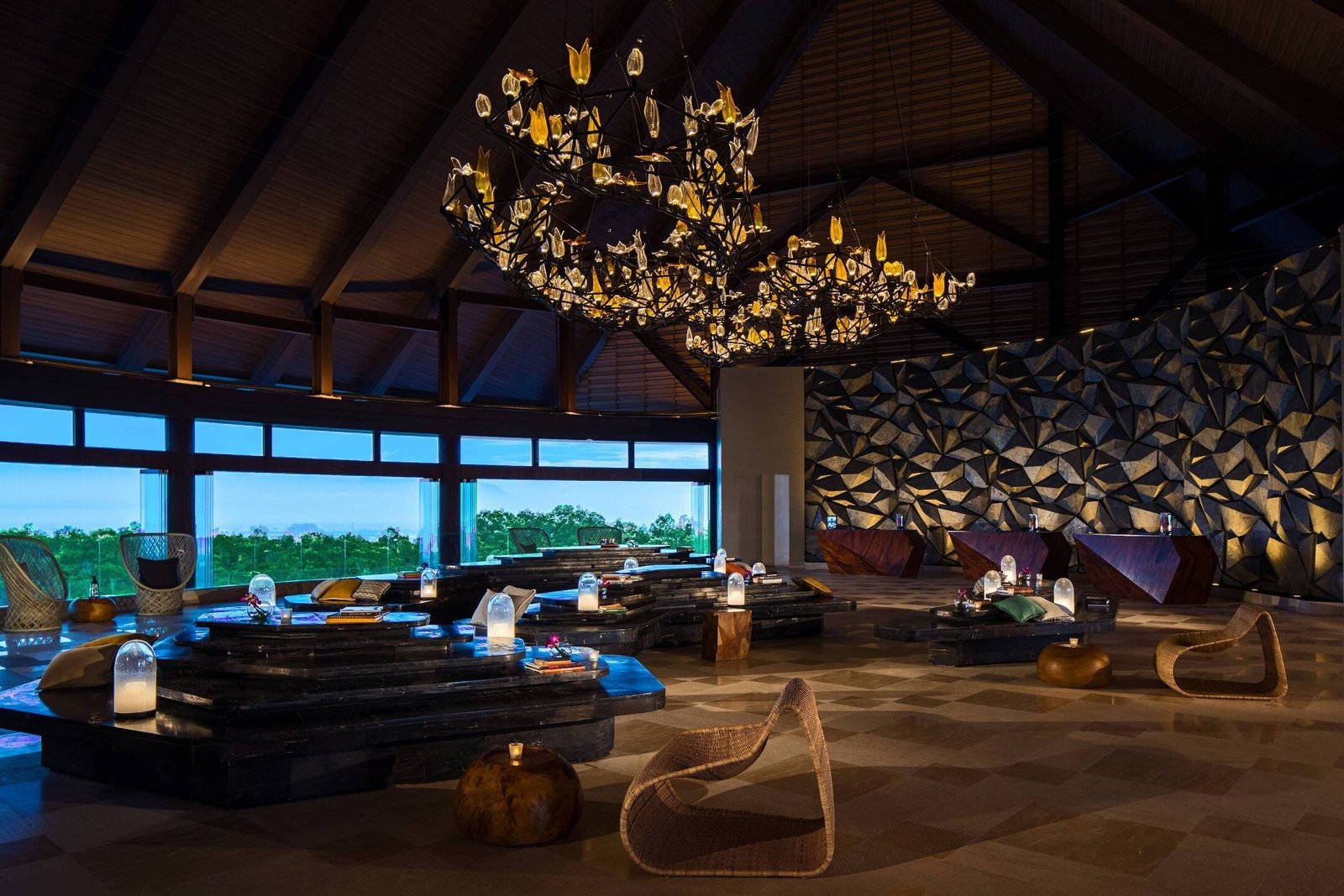 Renaissance Bali Uluwatu Resort & Spa — eat & drink