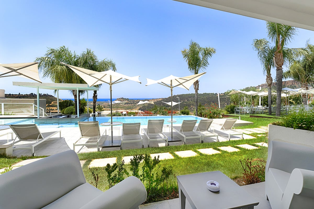 Doric Bed Boutique Hotel - resort- with restaurant service, the pool