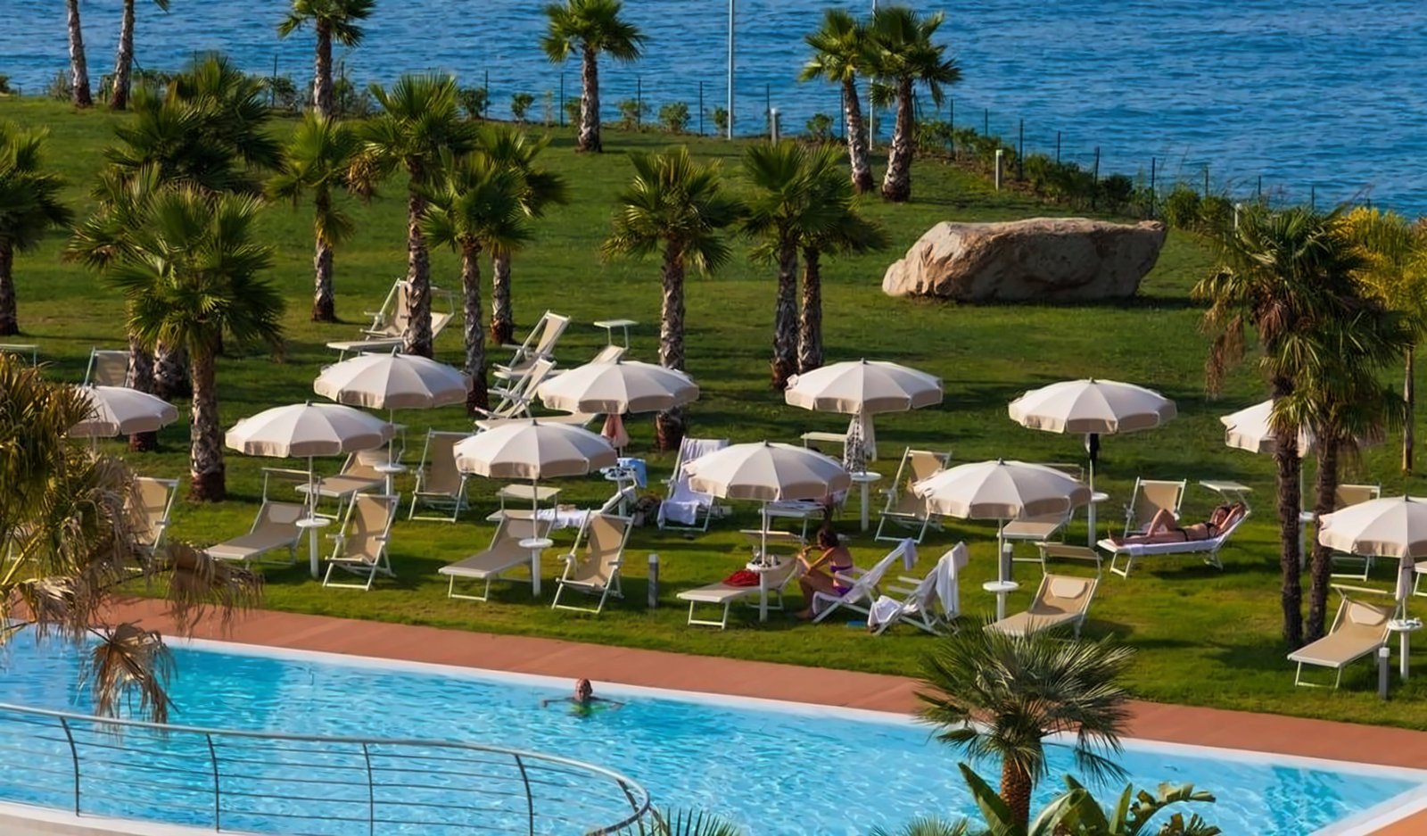 Infinity Resort Tropea, the pool