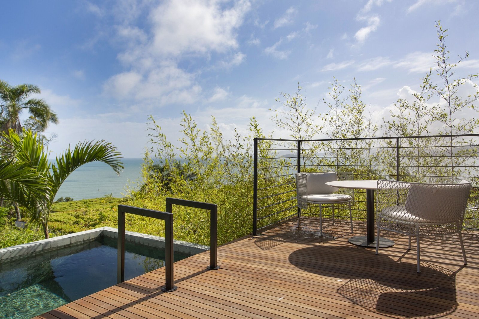 Fuso Concept Hotel, the pool