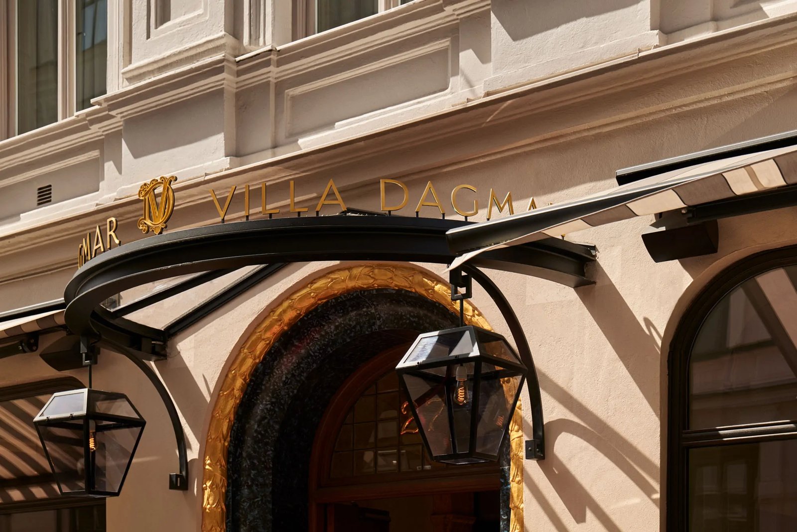 Villa Dagmar — backstory