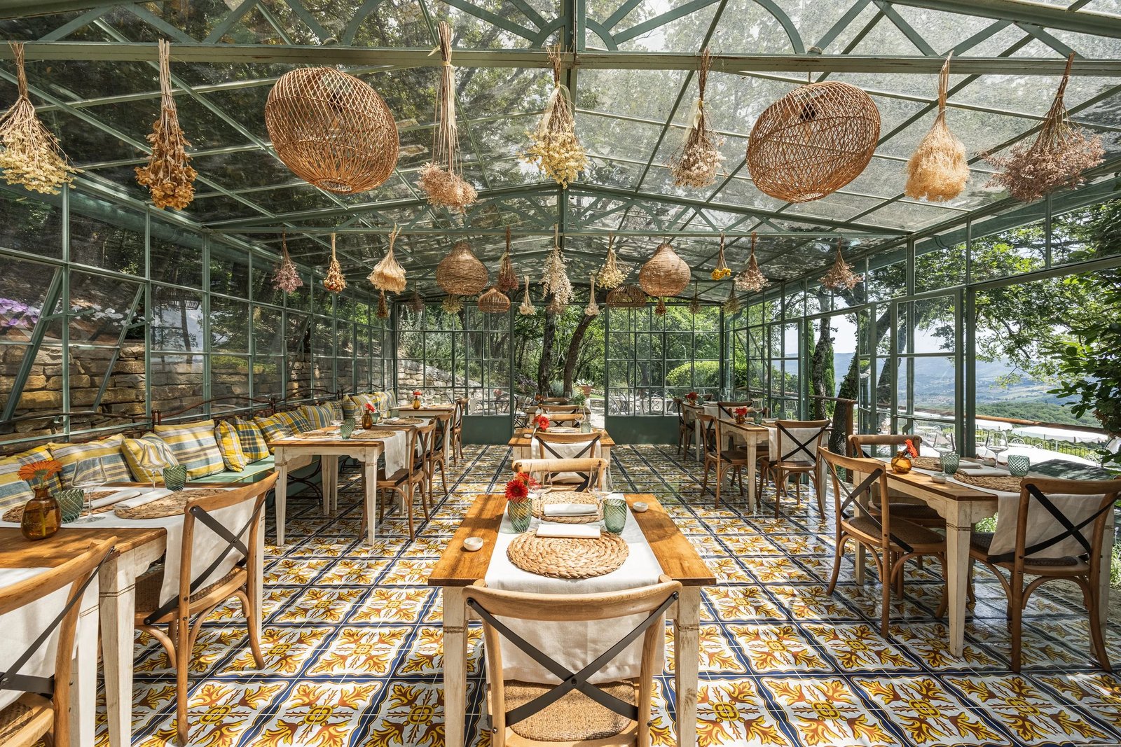 Borgo Vescine, at the table