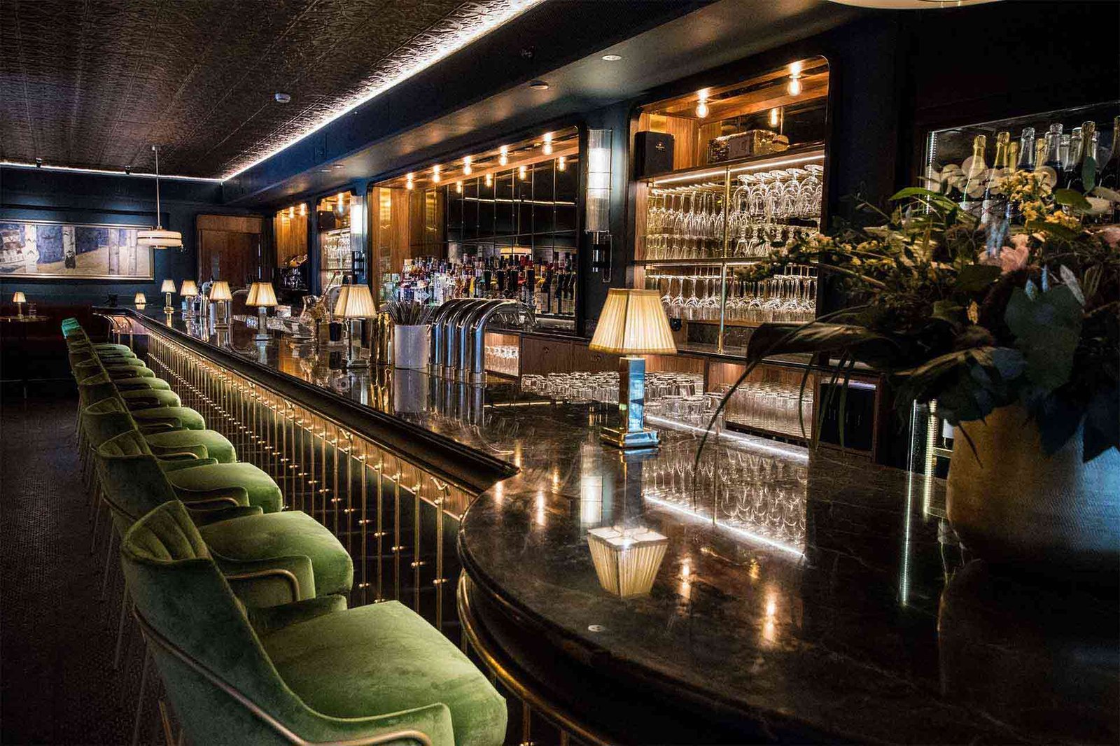 Hotel Rival — eat & drink