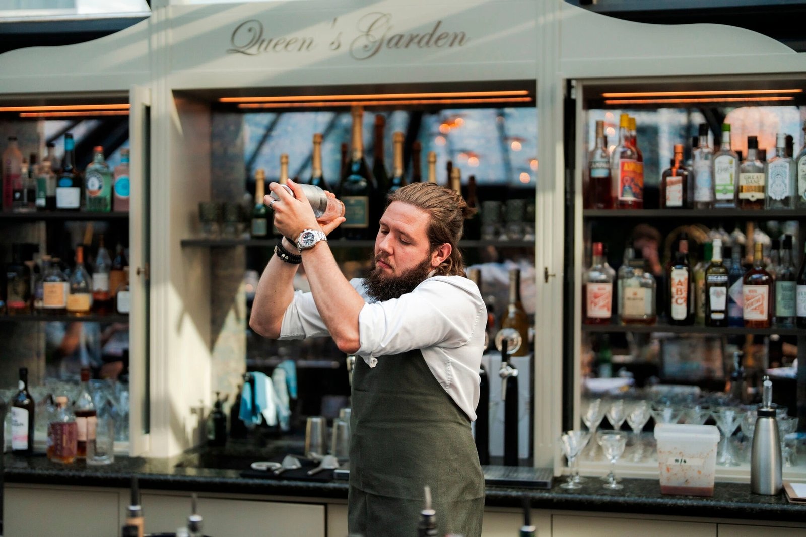 Hotel Royal, queens garden champagne- og cocktailbar