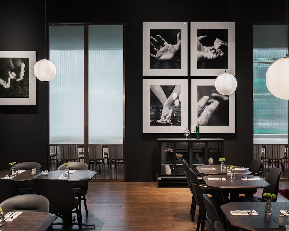 EPISODE Hsinchu - JDV by Hyatt, at the table