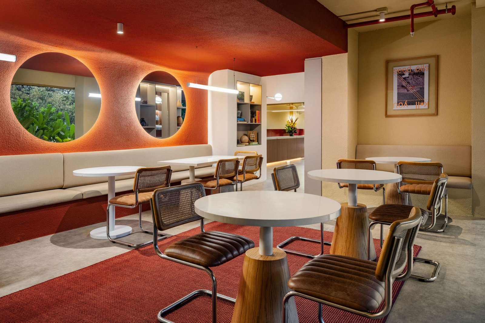 Loma, Medellin, a Tribute Portfolio Hotel, at the table